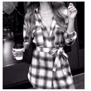 VICI Brushed Plaid Black White Shirt Dress Size S Casual Buttoned Rigid Fabric